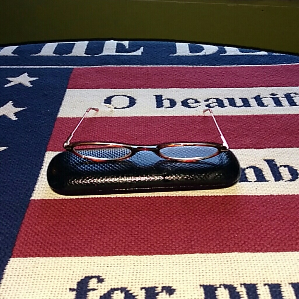 Woman's readers